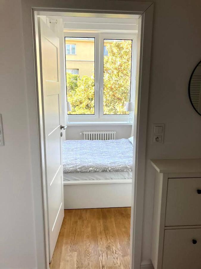 Cute Apartment In The City Center , 2-Beds , Wi-Fi - By Hik Apartments ワルシャワ エクステリア 写真